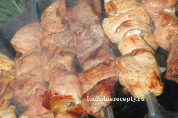 Шашлик на Мінералці зі Свинини – Рецепт Швидкого Приготування