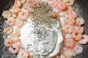 Паста з креветками у вершковому соусі — 5 рецептів з фото покроково