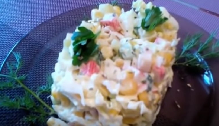 Салат крабовий – 5 класичних рецептів приготування салату з крабовими паличками