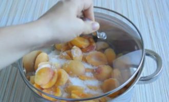 Абрикосове варення без кісточок на зиму — 7 простих і смачних рецептів з фото покроково
