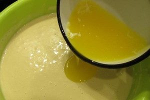 Млинці на молоці з окропом тонкі з дірочками – рецепти млинців ажурних
