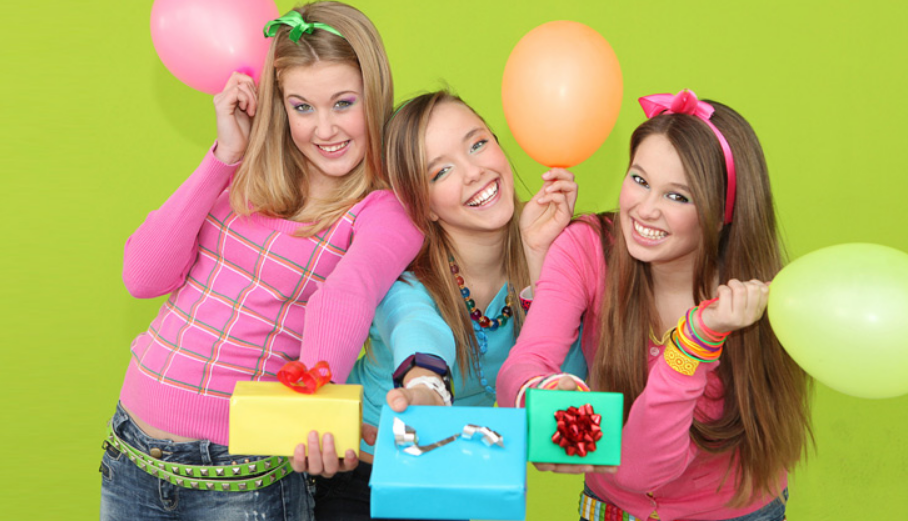 Що подарувати дівчинці на 13 років на день народження: 20 ідей для різних підлітків