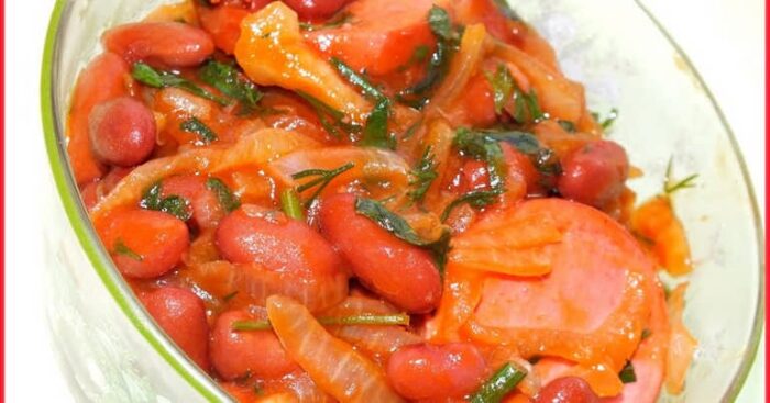 Квасоля червона тушкована з овочами: ситне блюдо веганську