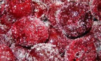 Густе варення з черешні без кісточок на зиму – 5 смачних рецептів з цілими ягодами