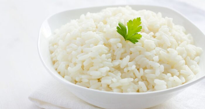 Як правильно зварити розсипчастий рис для гарніру