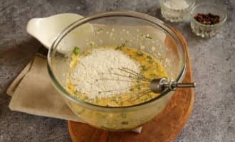 Хачапурі з сиром на сковороді – 6 швидких і простих рецептів (на кефірі, молоці) з фото покроково