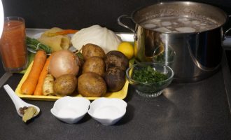 Класичний український борщ — 5 найсмачніших рецептів покроково з фото