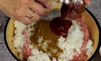 Перець фарширований мясом та рисом в каструлі — 6 рецептів з фото покроково