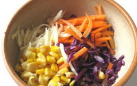 Салат з червоної капусти — 5 дуже смачних рецептів з фото покроково