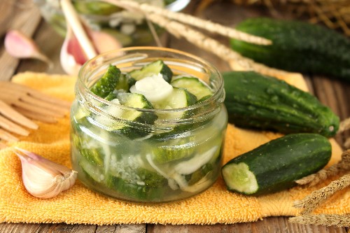 Салат з огірків пальчики оближеш на зиму — 10 рецептів з фото покроково