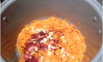 Тушкована картопля з мясом у мультиварці — 5 покрокових рецептів з фото