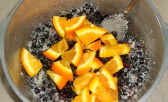 Варення з чорної смородини з апельсином на зиму