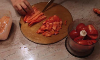 Запечена куряча грудка в духовці – 10 соковитих, смачних рецептів з фото покроково