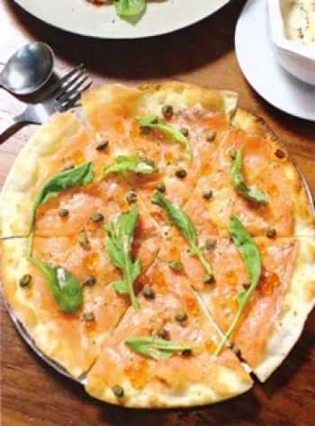 Піца з лососем   Смачний рецепт піци