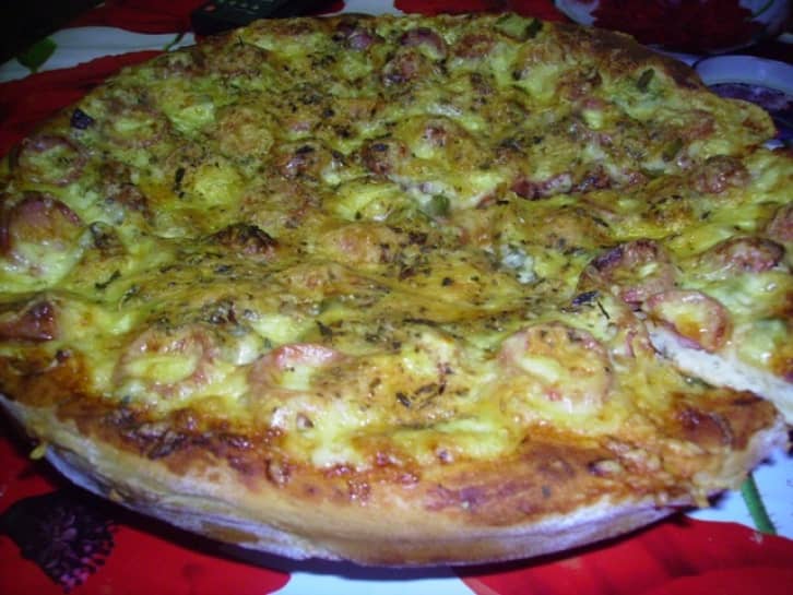 Смачна неаполітанська піца   Смачний рецепт піци