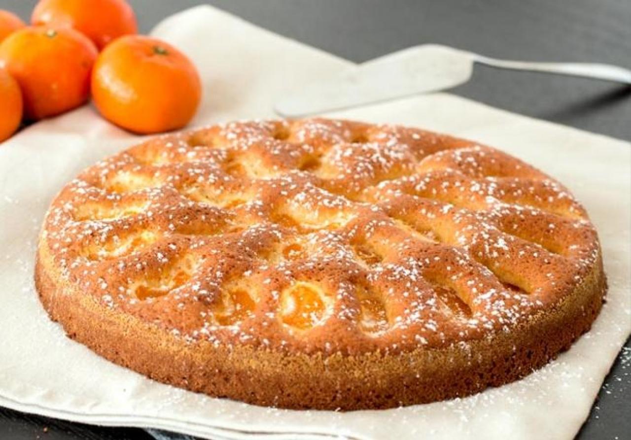 Як приготувати пиріг з мандаринами — найкращі рецепти