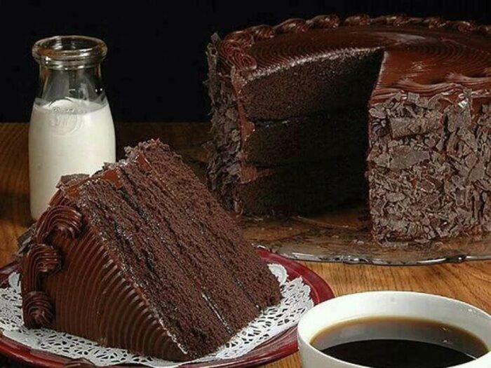 Шоколадний торт «Прага»: 4 рецепти для домашнього приготування