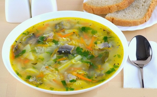 Суп з рибних консервів в мультиварці   Рецепти для мультиварки