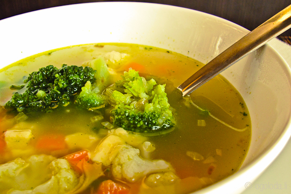 Суп з кольоровою капустою в мультиварці   Рецепти для мультиварки