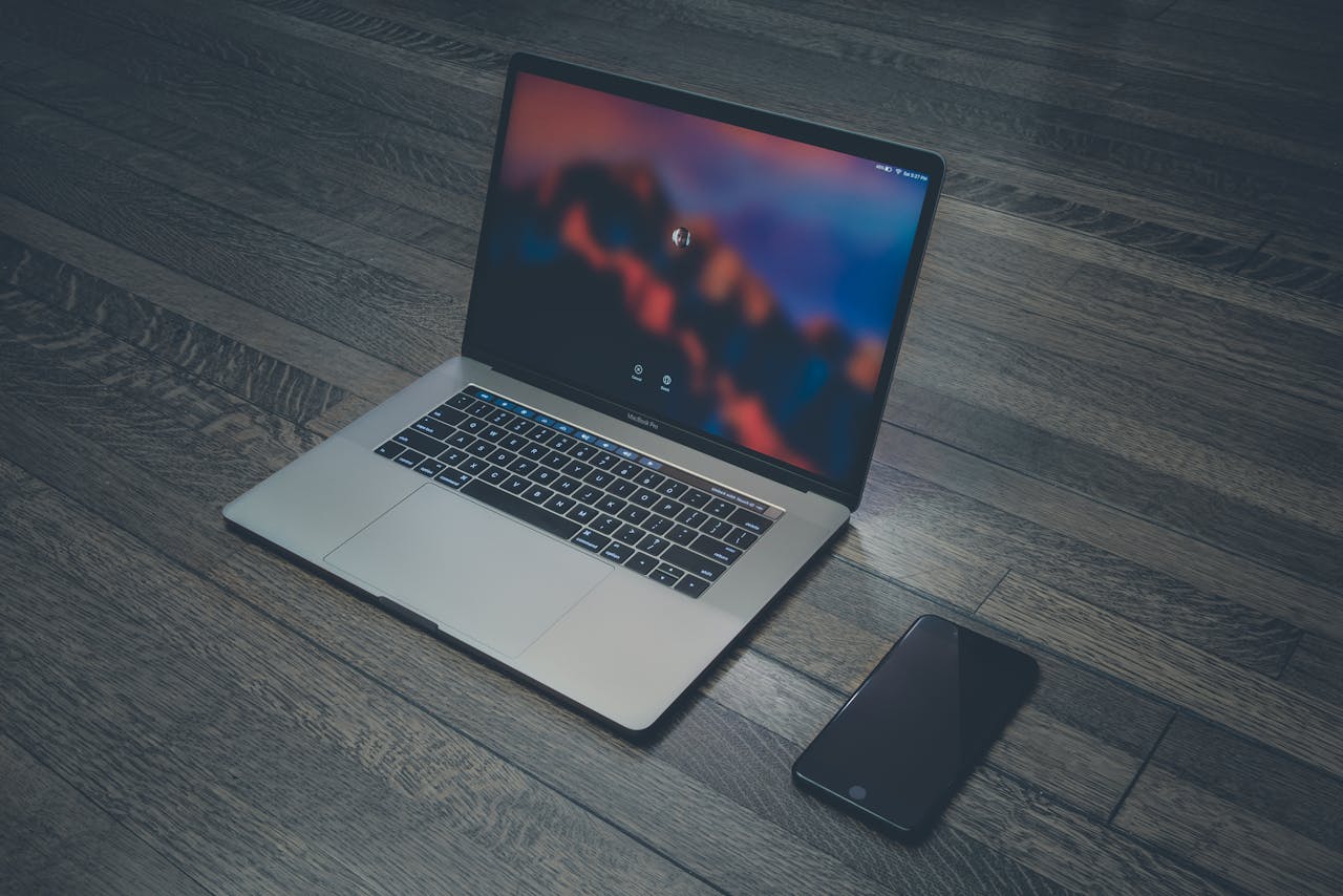 Основні критерії вибору Macbook для роботи програмістів